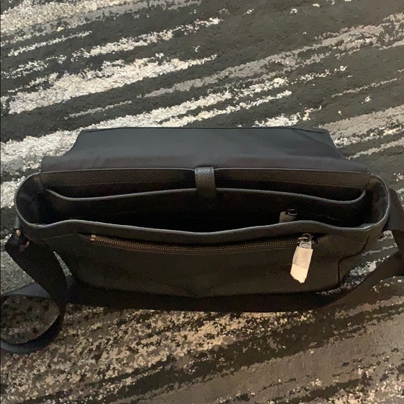 Coach Mens Pebbled Metropolitan Courier - Picture 2 of 4